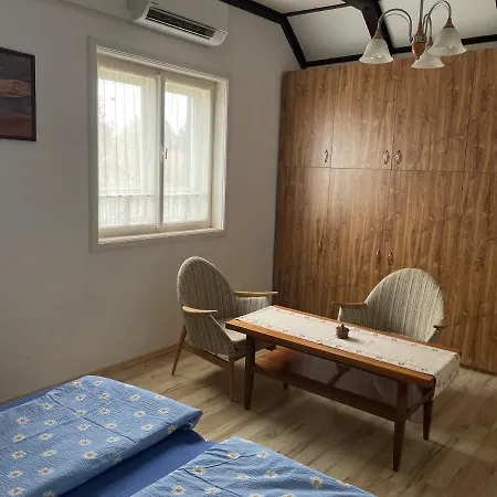 Macko Nyaralo Prázdninový dům *