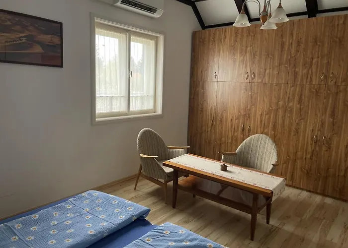 Macko Nyaralo Feriehus *